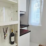 Nice Apt With Parking Free