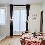 Nice Apt With Parking Free